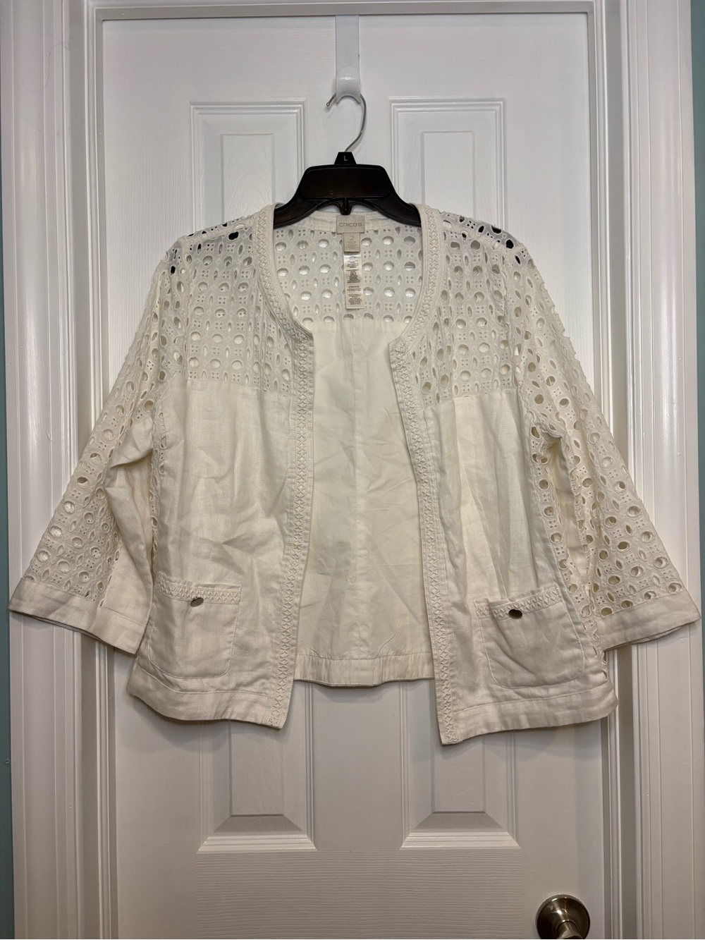 Chicos ivory eyelet lace open jacket 3/4 sleeves size Chicos 2 large